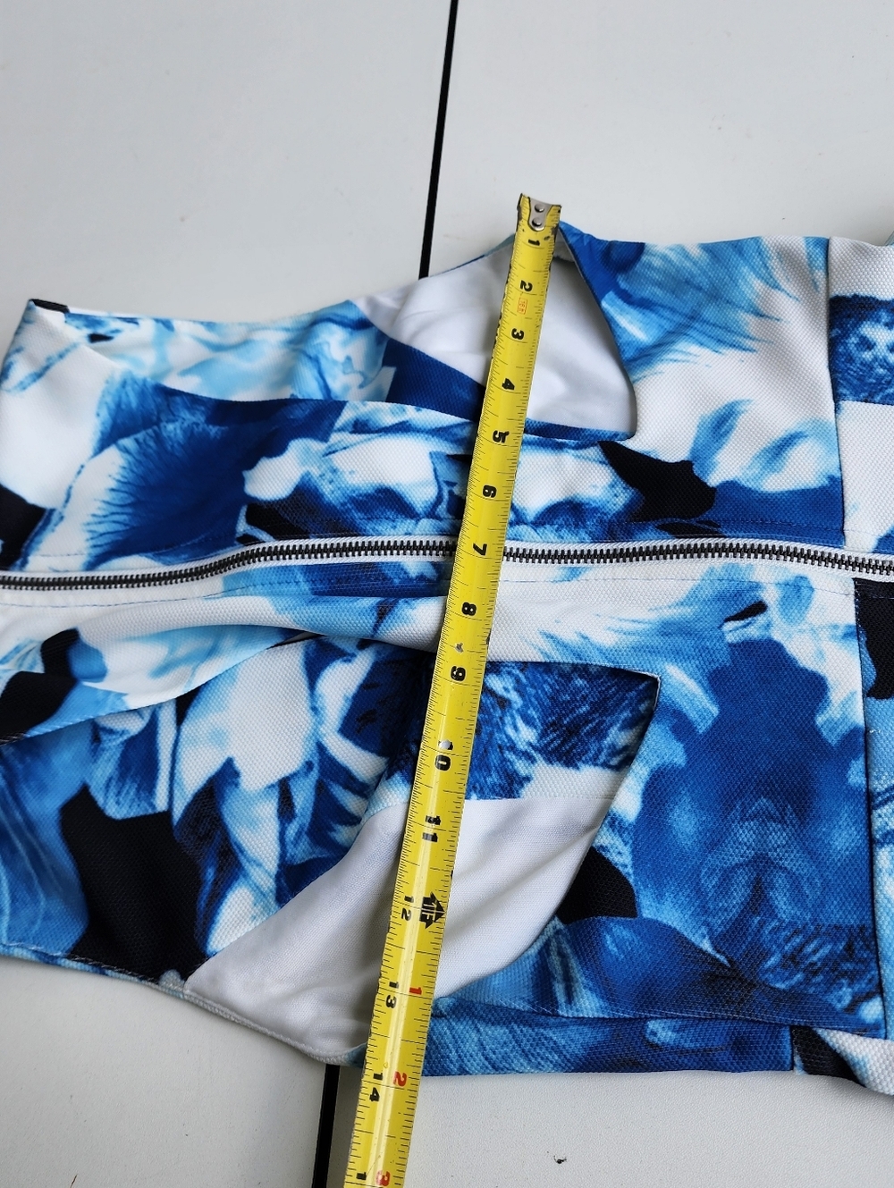 NWT Lulus Womens Budding Up Blue Floral Print Bodycon Dress  Deep V-Neck Sz S - Picture 4 of 16